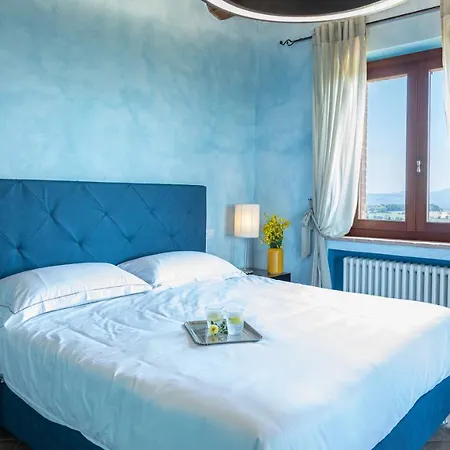Vila Le Residenze Dei Potti 12, Emma Collazzone